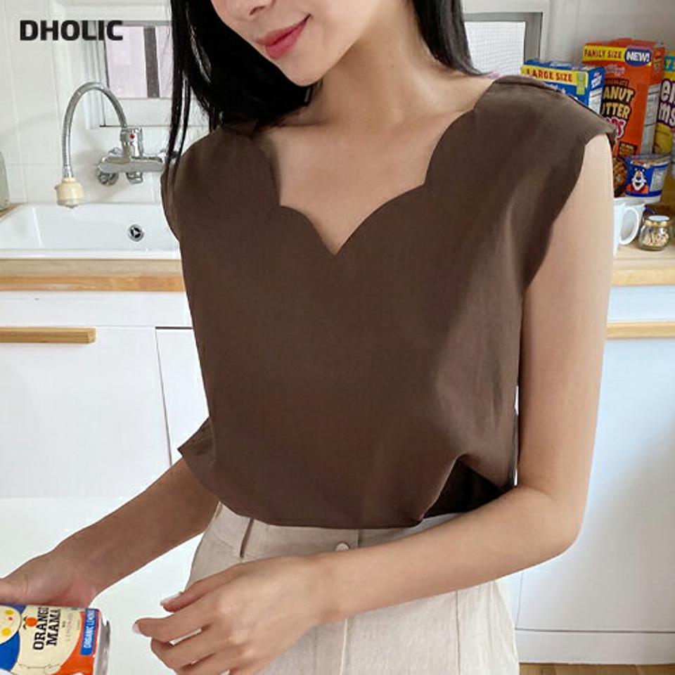 スカラップVネックスリーブレス・全3色・b64554 レディース 【tops】韓国 ファッション トップス スリーブレス ノースリーブ スリム フェミニン スカラップ Vネック 体型カーバー ガーリー ゆったり 春 夏 NIJU