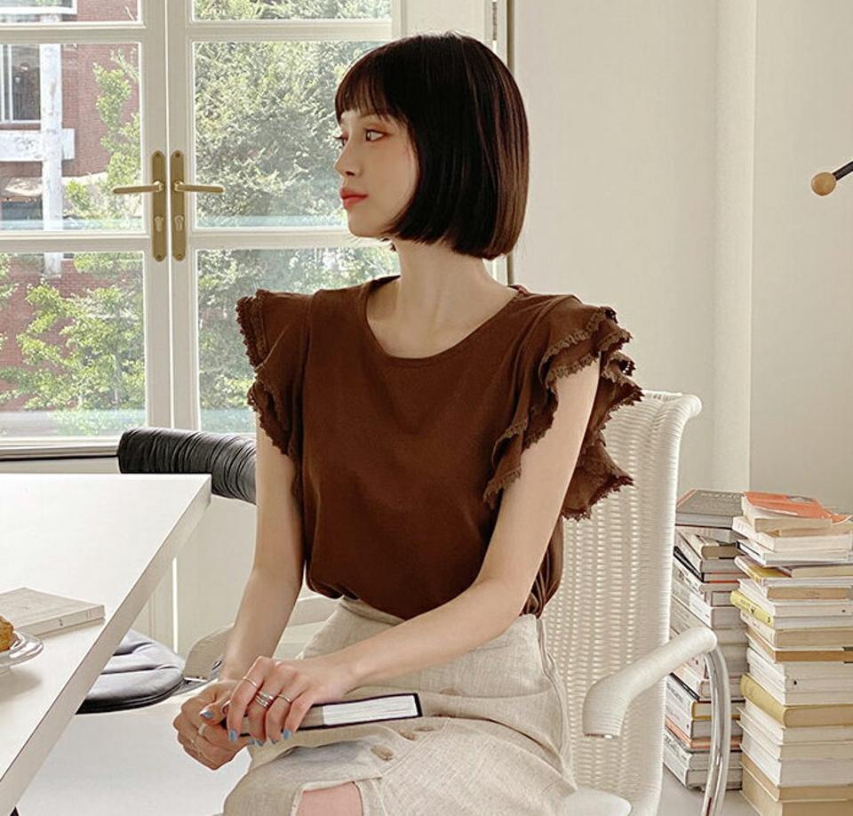 フラワーレーススリーブTシャツ・全2色・b62550 レディース 【tops】韓国 ファッション トップス Tシャツ 半袖 デイリー 花柄 フラワー レース ラブリー ラウンドネック ショートスリーブ 体型カーバー 細身 フレンチスリーブ 着痩せ 華奢見 夏 春