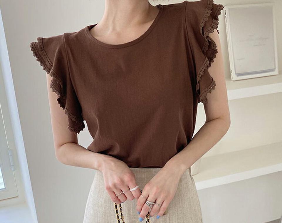 フラワーレーススリーブTシャツ・全2色・b62550 レディース 【tops】韓国 ファッション トップス Tシャツ 半袖 デイリー 花柄 フラワー レース ラブリー ラウンドネック ショートスリーブ 体型カーバー 細身 フレンチスリーブ 着痩せ 華奢見 夏 春