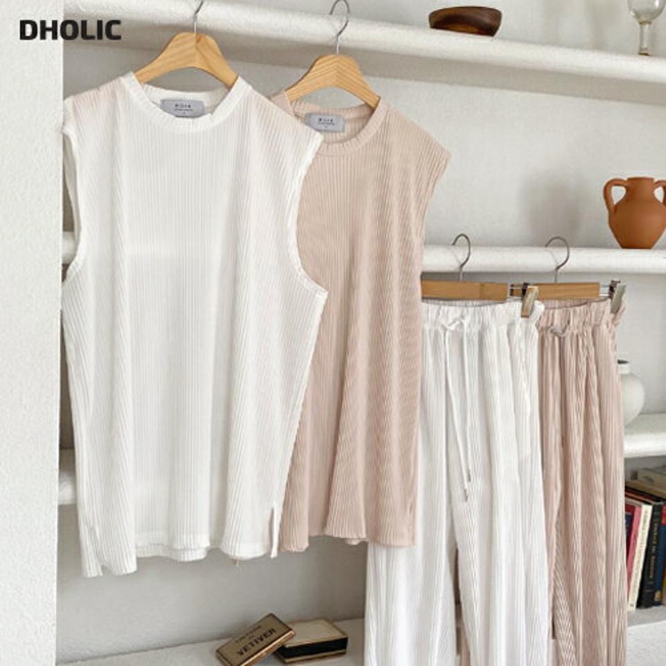 プリーツフレンチスリーブTシャツ&パンツSET・全3色・a62511 レディース 【pt】韓国 ファッション ボトムス ロング ロングパンツ セットアップ 美脚 プリーツ ゴム ストリング ストレート ワイド 10分丈 体型カーバー 細身 足長 夏 春