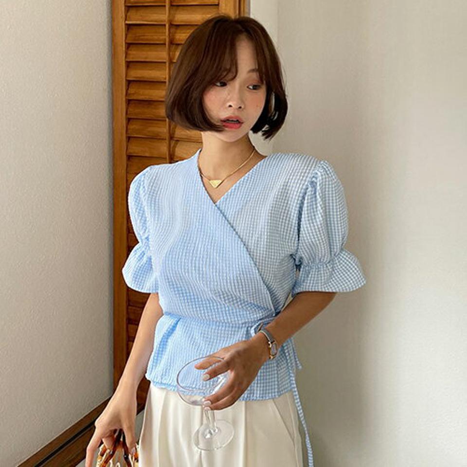 チェックラップブラウス・全3色・t62501 レディース 【bl】韓国 ファッション トップス ブラウス 半袖 ガーリー チェック パターン リボン ラップデザイン スリム Vネック ラップ かわいい カジュアル 上品 夏 春
