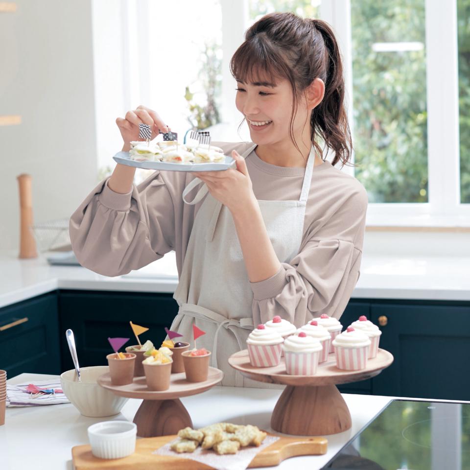 産後ママのためのボリュームスリーブワンピース