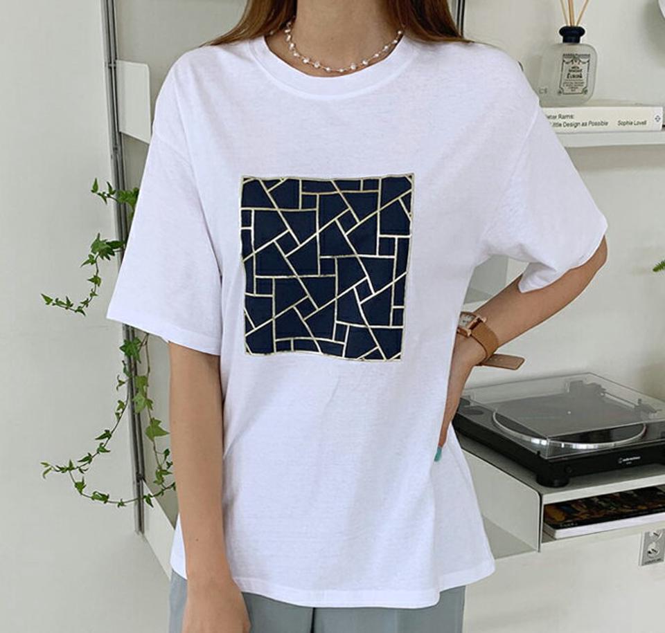 スクエアパターンTシャツ・全3色・t00173 レディース 【tops】トップス Tシャツ 半袖 ハーフスリーブ スクエア 柄 カジュアル ラフ 春 夏 韓国 ファッション ハイホリHIHOLLI