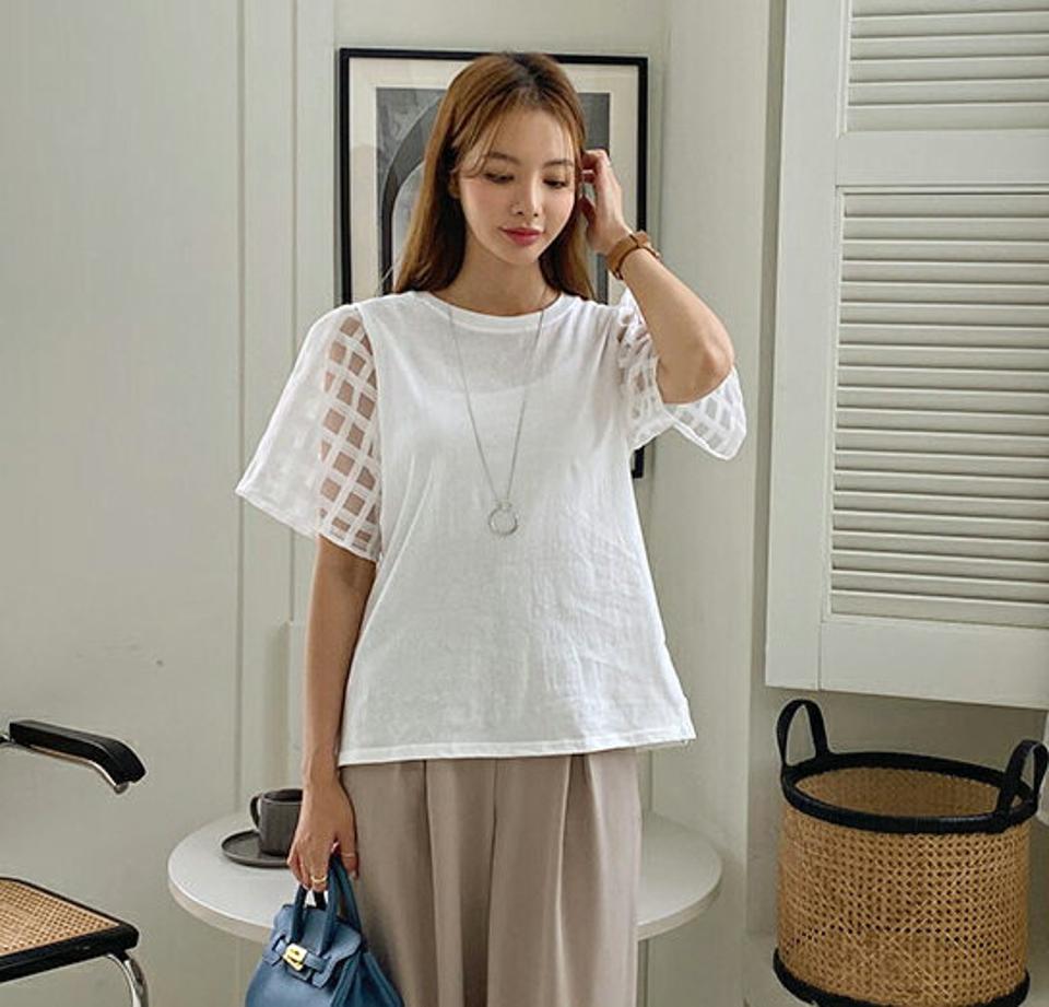ラウンドネックチェックパフTシャツ・全3色・b00174 レディース 【tops】トップス Tシャツ 半袖 ハーフスリーブ 透け感 シアー シースルー チェック柄 パフスリーブ パフ袖 カジュアル ガーリー 春 夏 韓国 ファッション ハイホリHIHOLLI