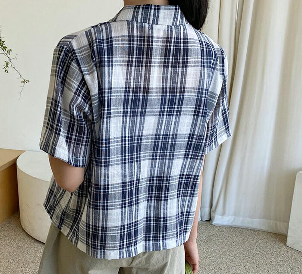 チェックカラーシャツ・全3色・t00440 レディース 【bl】韓国 ファッション トップス シャツ 半袖 チェック柄 コットン カラーネック ハーフ丈 ボタン フェミニン 体型カバー 細身 シンプル ガーリー カジュアル 春 夏 NIJU