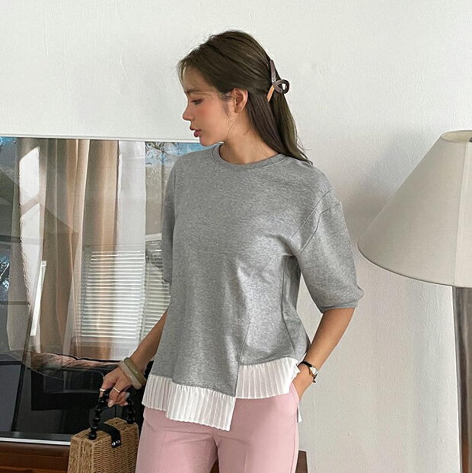 7分袖プリーツヘムTシャツ・全3色・b69645 レディース 【tops】トップス Tシャツ 七分丈 七分袖 7分丈 7分袖 プリーツ 大人 フェミニン アンバランス ラウンドネック かわいい 春 夏 韓国 ファッション ハイホリHIHOLLI