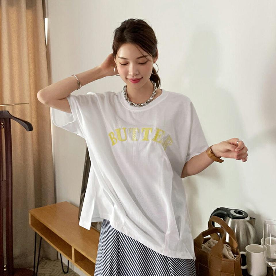 タックBUTTERTシャツ・全4色・b69646 レディース 【tops】トップス Tシャツ 半袖 ハーフスリーブ ロゴ バター スリット タック シンプル カジュアル ラフ アンバランス ロゴT 春 夏 韓国ファッション ハイホリHIHOLLI