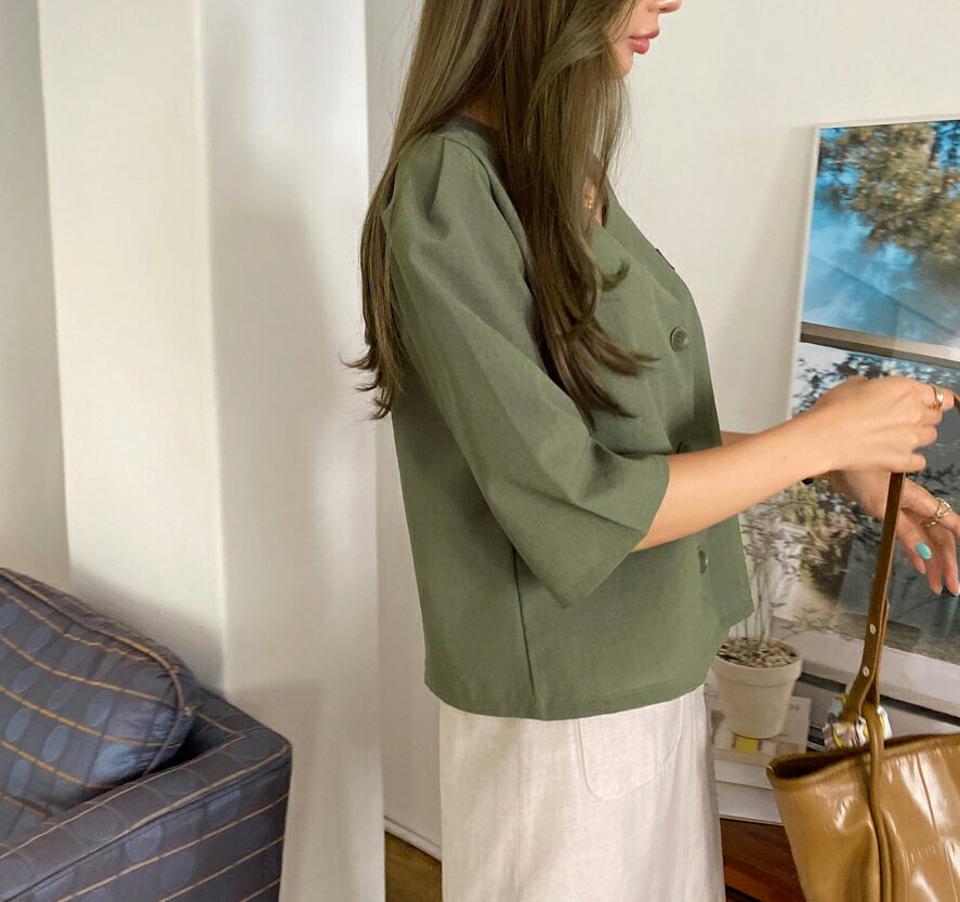 ボタンVネックブラウス・全3色・t69652 レディース 【bl】トップス ブラウス 七分丈 七分袖 7分丈 7分袖 Vネック 単色 無地 ボタン シンプル カジュアル ラフ 大人 春 夏 韓国 ファッション ハイホリHIHOLLI