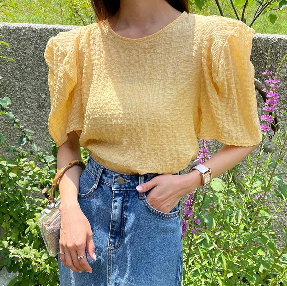 リンクルパフブラウス・全4色・t65699 レディース 【bl】韓国ファッション トップス ブラウス 半袖 ユニーク ショルダー スクエア袖 リンクル ラウンドネック 水色 フェミニン 二の腕カバー 上品 ルーズ ゆったり 夏 春