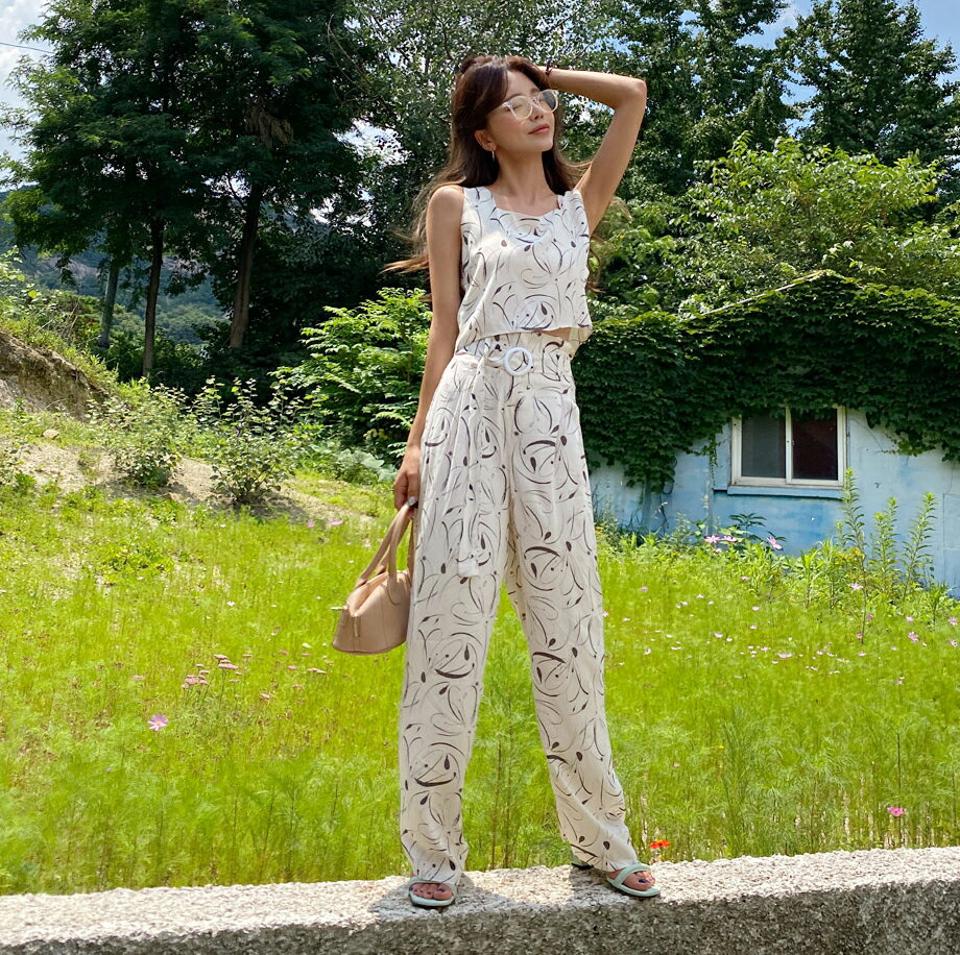 パターンスクエアスリーブレス&ベルト付パンツSET・全3色・t65709 レディース 【pt】韓国 ファッション ボトムス ロング ロングパンツ セットアップ ベルト セット ハイウエスト スリーブレス ワイド ルーズ 体型カーバー 細身 着痩せ 夏 春