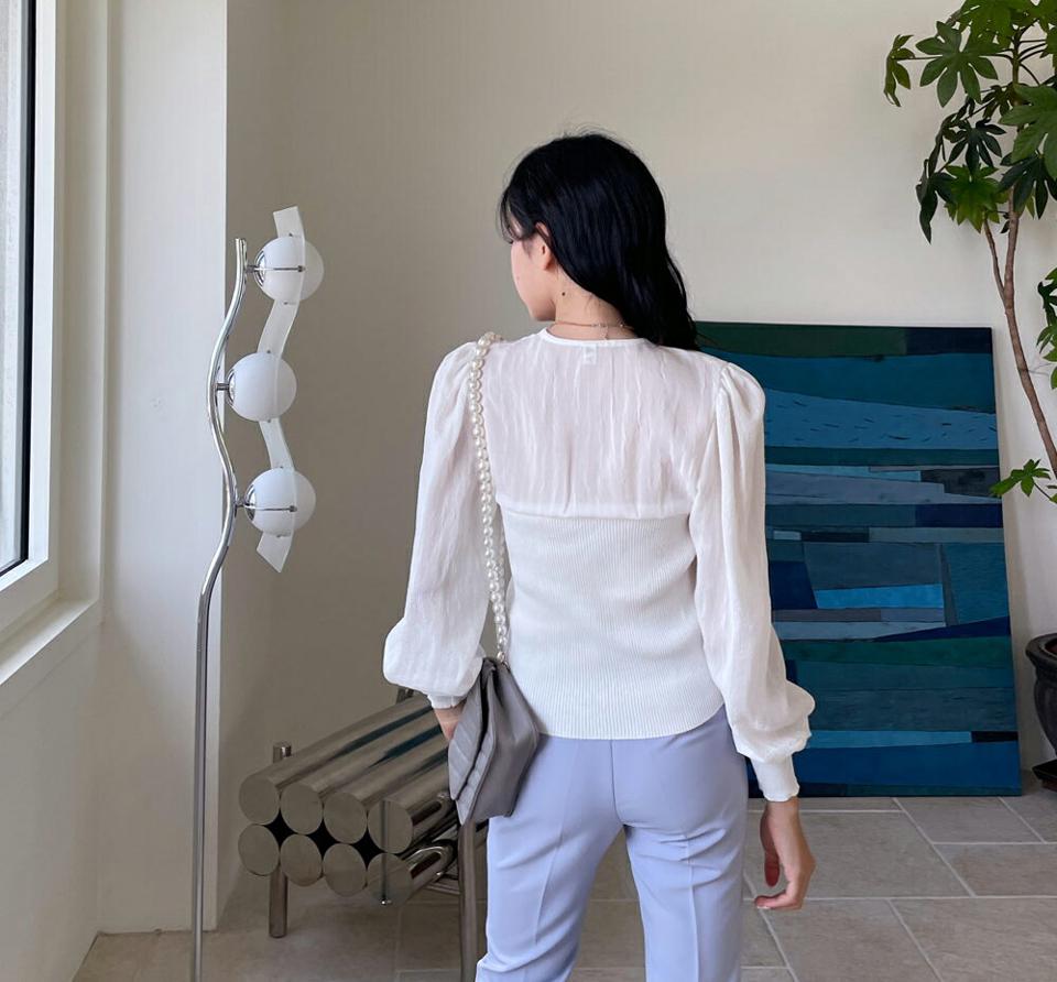 ニットコントラストブラウス・全2色・t64693 レディース 【bl】韓国 ファッション トップス ブラウス リブ ニット 異素材 ハートネック 首元 長袖 フェミニン 体型カバー 細身 シンプル ガーリー カジュアル 春 夏 NIJU