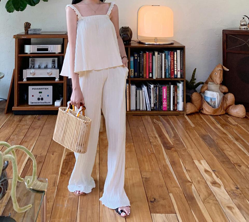 リンクルゴムスリーブレス&パンツSET・全3色・t64708 レディース 【pt】韓国 ファッション ボトムス パンツ ロング ロングパンツ セット スリーブレス ベーシック リンクル ルーズ ゆったり ワイド ゴム ストリング 美脚 足長 細身 着痩せ 春 夏 NIJU