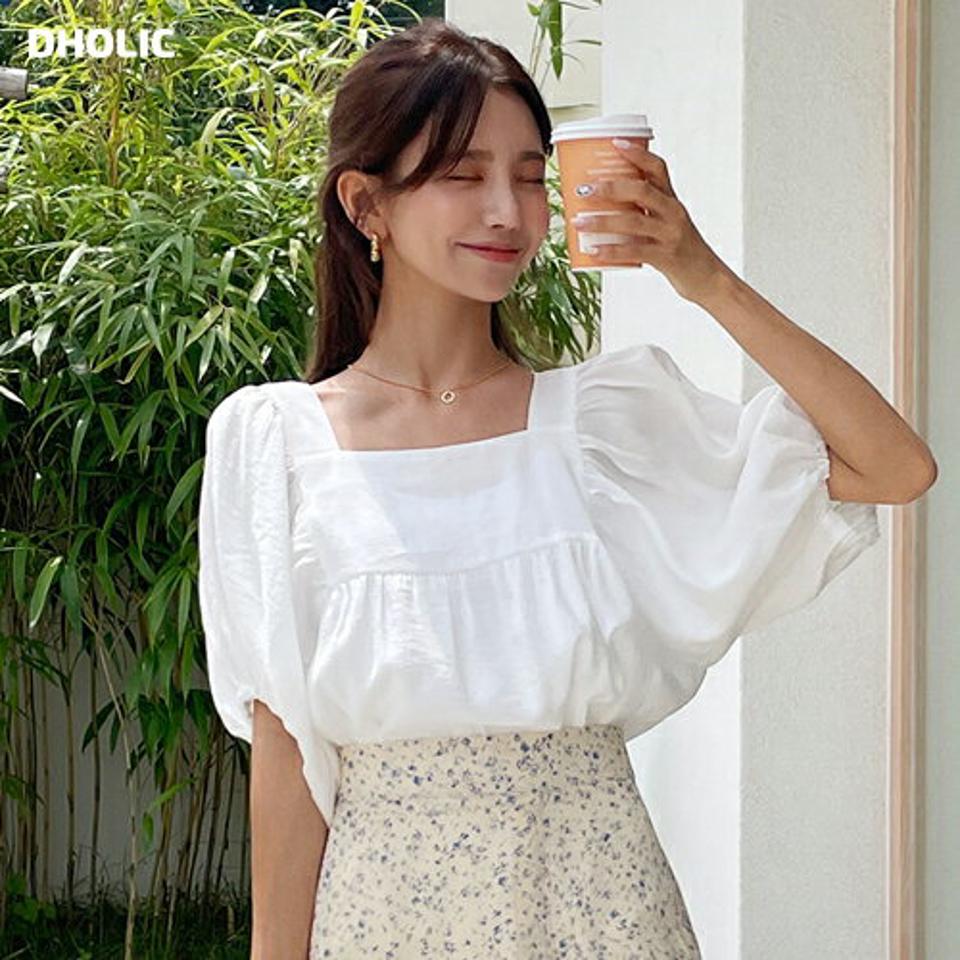 ボタンパフスリーブブラウス・全3色・b62545 レディース 【bl】韓国 ファッション トップス ブラウス 半袖 ラブリー メリハリ パフスリーブ ギャザー スクエアネック デコルテ ボタン フェミニン 上品 スリム ガーリー 夏 春