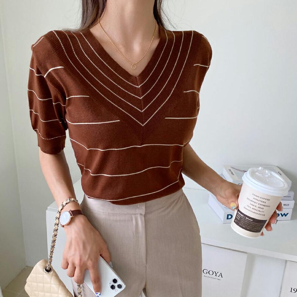 Vネックボーダー半袖ニット・全4色・b62542 レディース 【tops】韓国ファッション トップス ニット 半袖 秋 Vネック スリム ボーダー デコルテ ルーズ ゆったり ベーシック デイリー 細身 フェミニン 夏 春