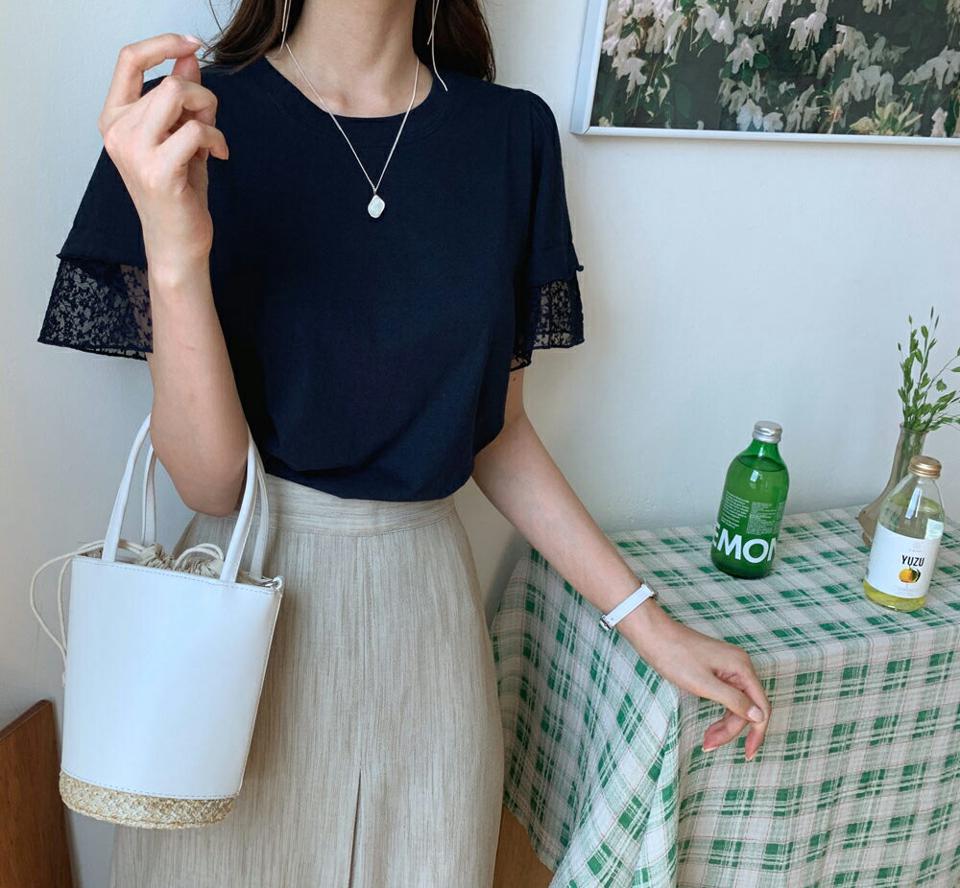 シアースリーブTシャツ・全3色・b69697 レディース 【tops】トップス Tシャツ 半袖 ハーフスリーブ 透け感 シアー シースルー フェミニン 花柄 大人 シンプル 春 夏 韓国 ファッション ハイホリHIHOLLI