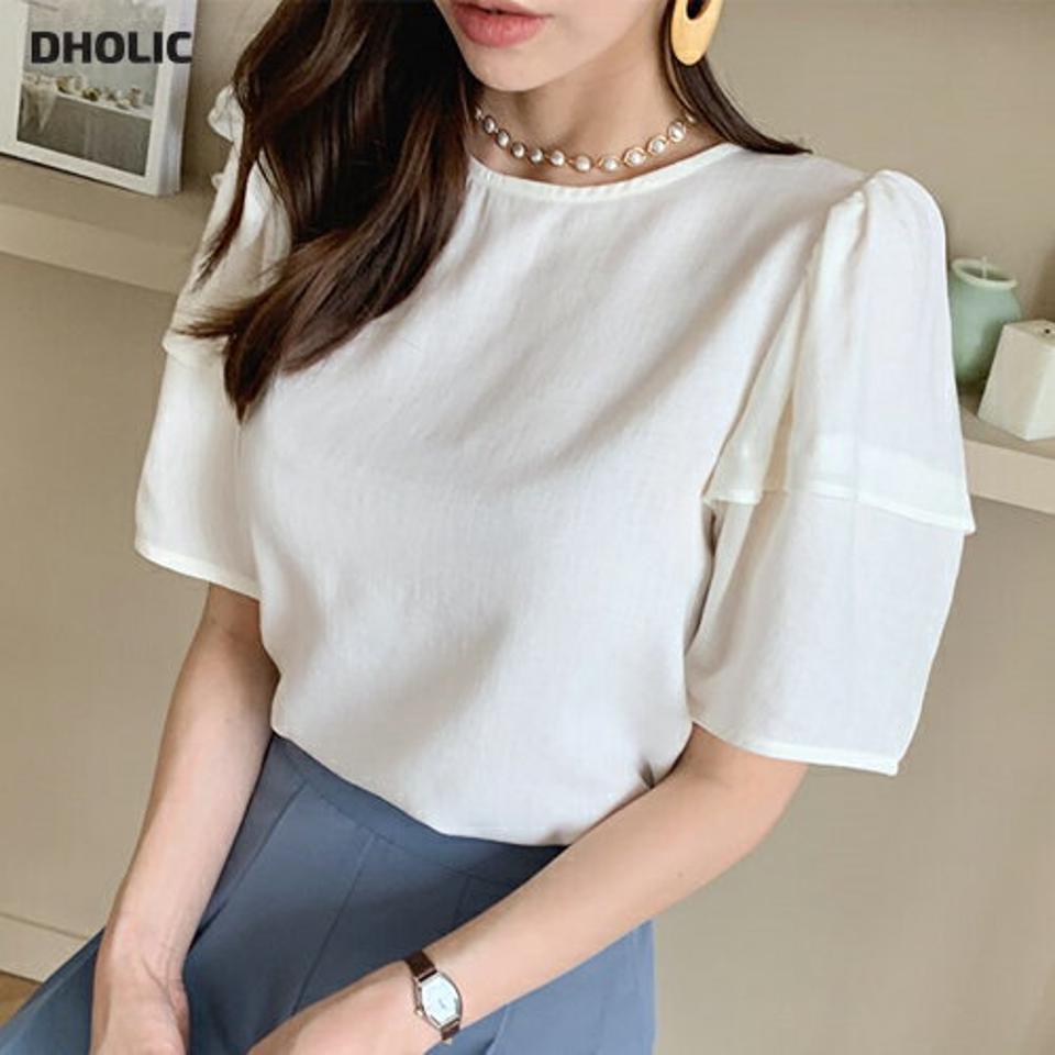 ラウンドネックバックボタンブラウス・全2色・t69696 レディース 【bl】トップス ブラウス 半袖 ハーフスリーブ バックボタン パフ袖 パフスリーブ 単色 無地 シンプル フェミニン 春 夏 韓国 ファッション ハイホリHIHOLLI