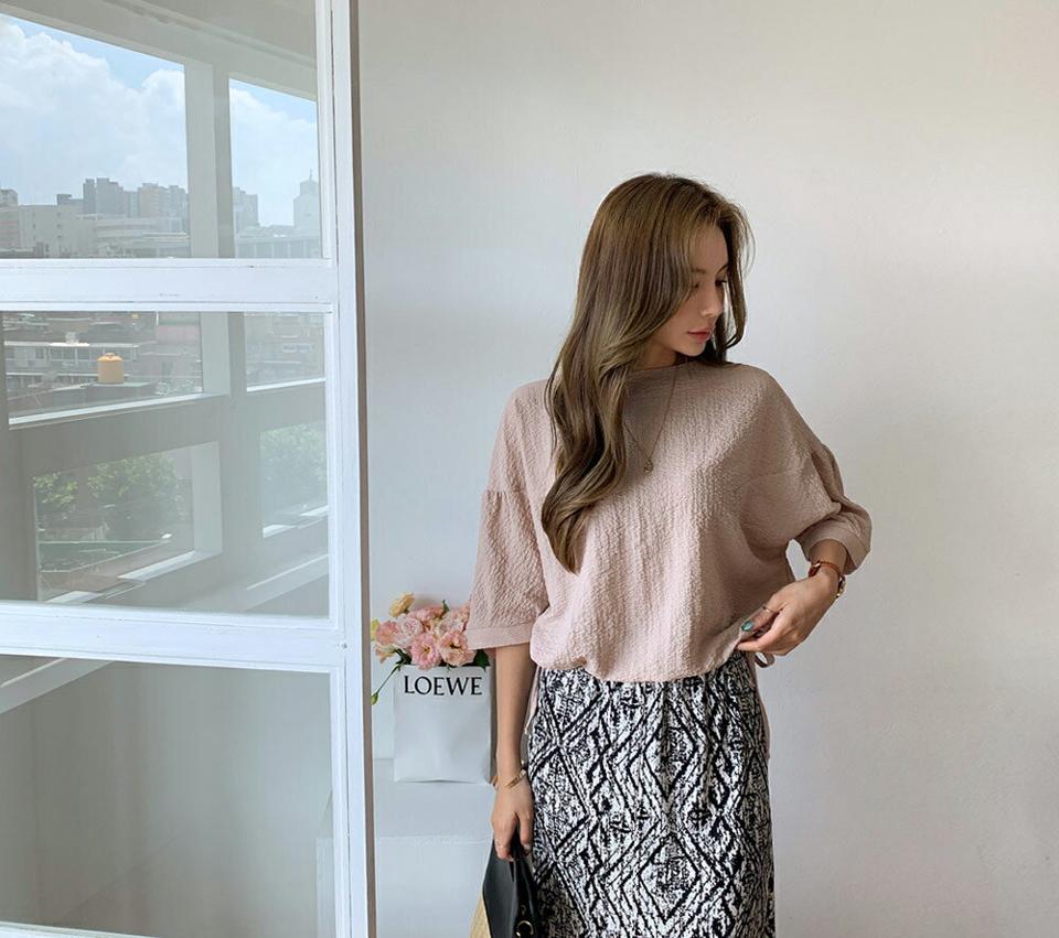 リンクルドロストブラウス・全3色・b69698 レディース 【bl】トップス ブラウス ドロスト リンクル 大人 ストリング 体型カバー ゆったり 半端丈 七分袖 七分丈 7分袖 7分丈 単色 春 秋 韓国 ファッション ハイホリHIHOLLI