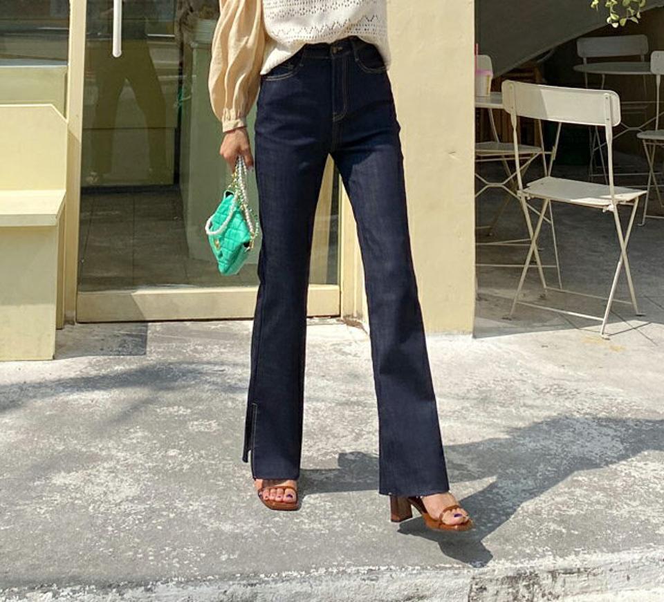 即日配送 スリットフレアデニムパンツ・全1色・t64547 レディース 【pt】韓国ファッション ボトムス ロング ロングパンツ フレアデニム スリット デニム ハイウエスト フレア デニムパンツ 体型カーバー 細身 足長 着痩せ 夏 春