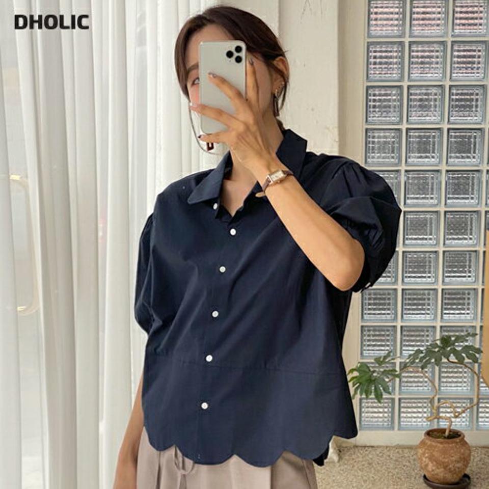 スカラップラウンドブラウス・全3色・b64529 レディース 【bl】韓国 ファッション トップス ブラウス 半袖 スカラップ ラウンドカラー パフスリーブ ラウンドネック ボタン フェミニン 上品 スリム かわいい ガーリー 夏 春