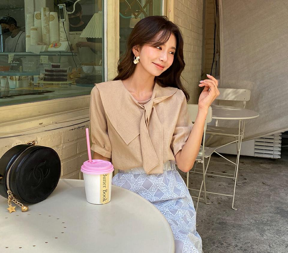 リボンブラウス・全3色・b64521 レディース 【bl】韓国 ファッション トップス ブラウス 半袖 リボン リボンネック ガーリー ラウンドネック パフスリーブ フェミニン 上品 スリム かわいい ガーリー 夏 春