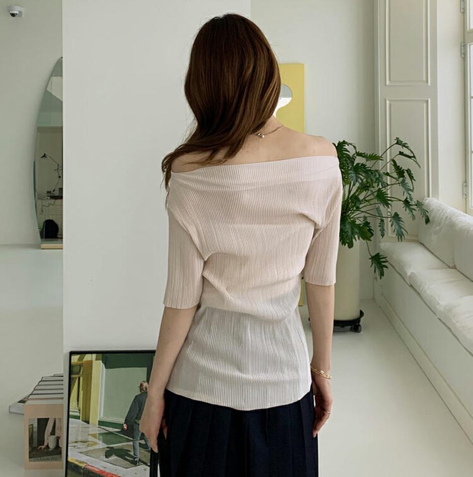リブオフショルTシャツ・全3色・t69570 レディース 【tops】トップス Tシャツ リブ オフショルダー 肩だし シンプル カジュアル 大人 半端丈 ハーフスリーブ 半袖 春 夏 韓国 ファッション ハイホリHIHOLLI