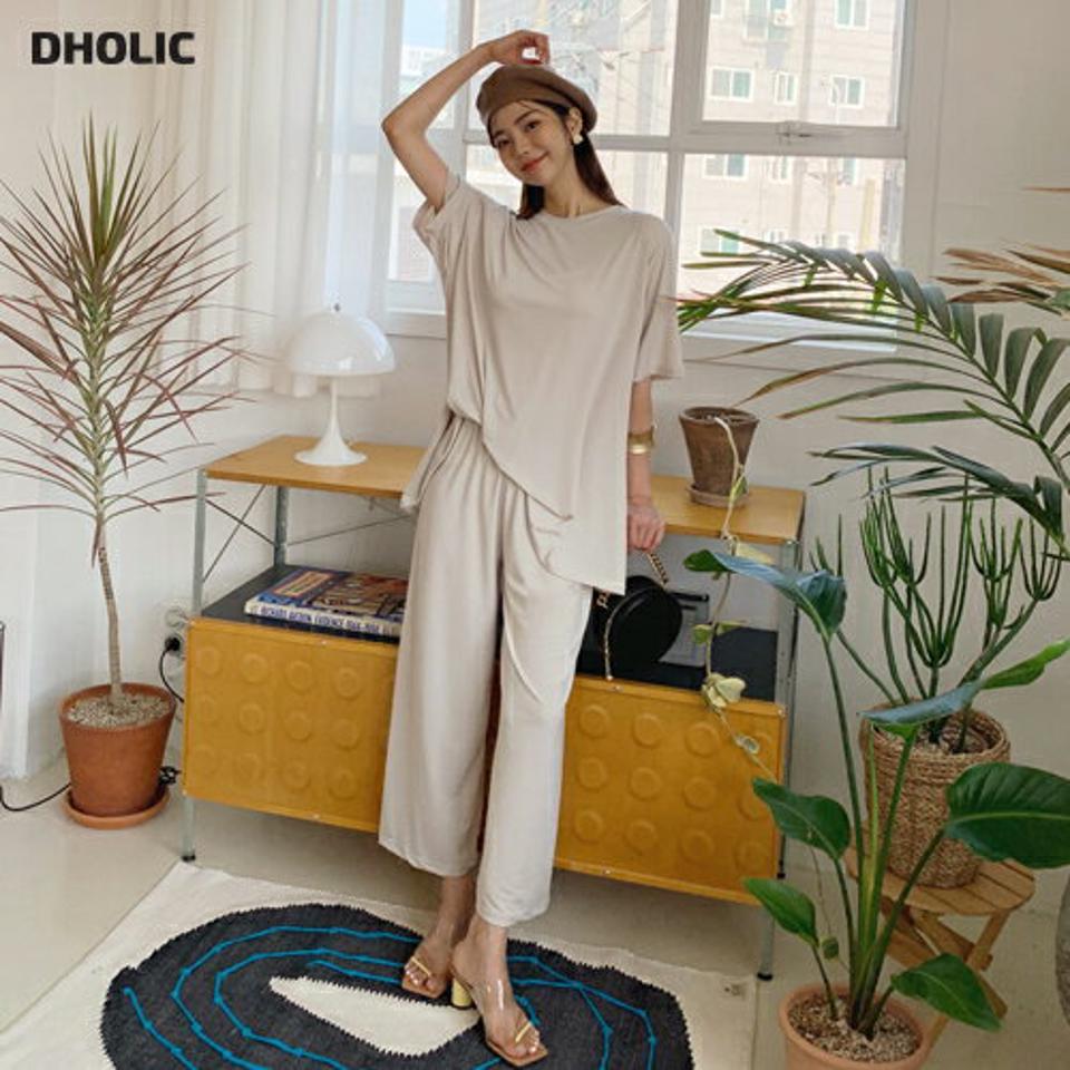 ラウンドTシャツ&パンツSET・全4色・t65473 レディース 【pt】韓国 ファッション ボトムス ロング ロングパンツ デイリー セットアップ Tシャツ フレア セット 着痩せ 美脚 ワイド 体型カーバー 細身 足長 ストレート 夏 春