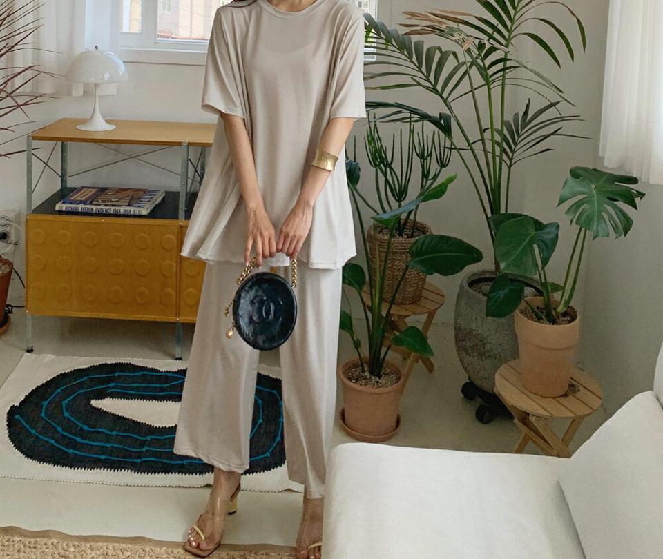 ラウンドTシャツ&パンツSET・全4色・t65473 レディース 【pt】韓国 ファッション ボトムス ロング ロングパンツ デイリー セットアップ Tシャツ フレア セット 着痩せ 美脚 ワイド 体型カーバー 細身 足長 ストレート 夏 春