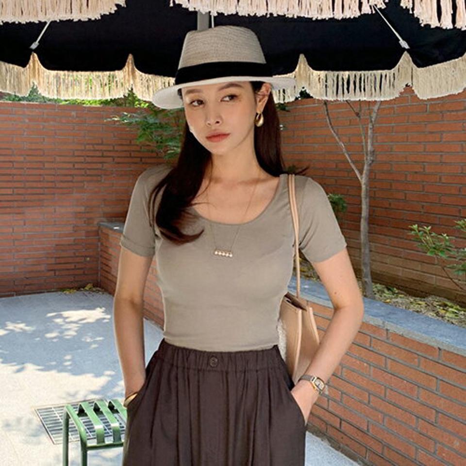 UネックスリムTシャツ・全4色・t69586 レディース 【tops】トップス Tシャツ 半袖 Uネック スリム 単色 無地 シンプル ベーシック カジュアル ラフ 春 夏 韓国 ファッション ハイホリHIHOLLI