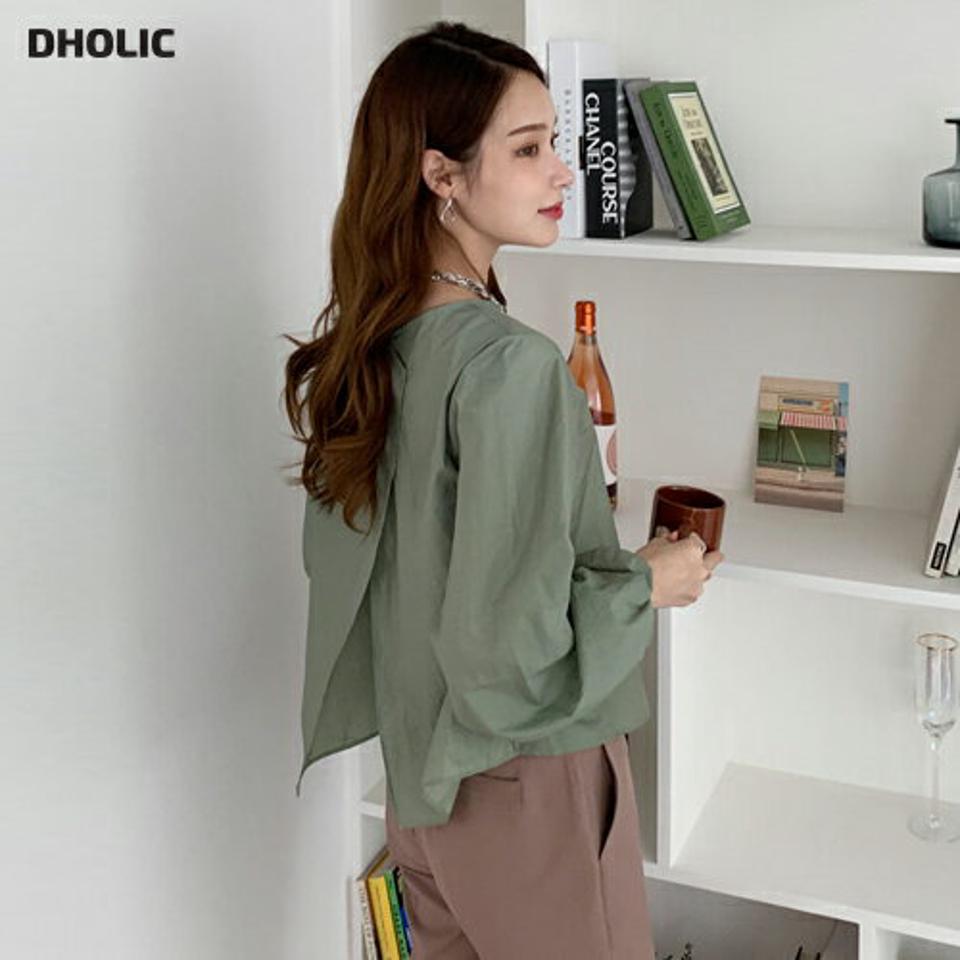 バックスリットブラウス・全4色・t69731 レディース 【bl】トップス ブラウス 長袖 スリット バックスリット バックシャン 単色 無地 シンプル 大人 ナイロン カジュアル 春 秋 韓国 ファッション ハイホリHIHOLLI