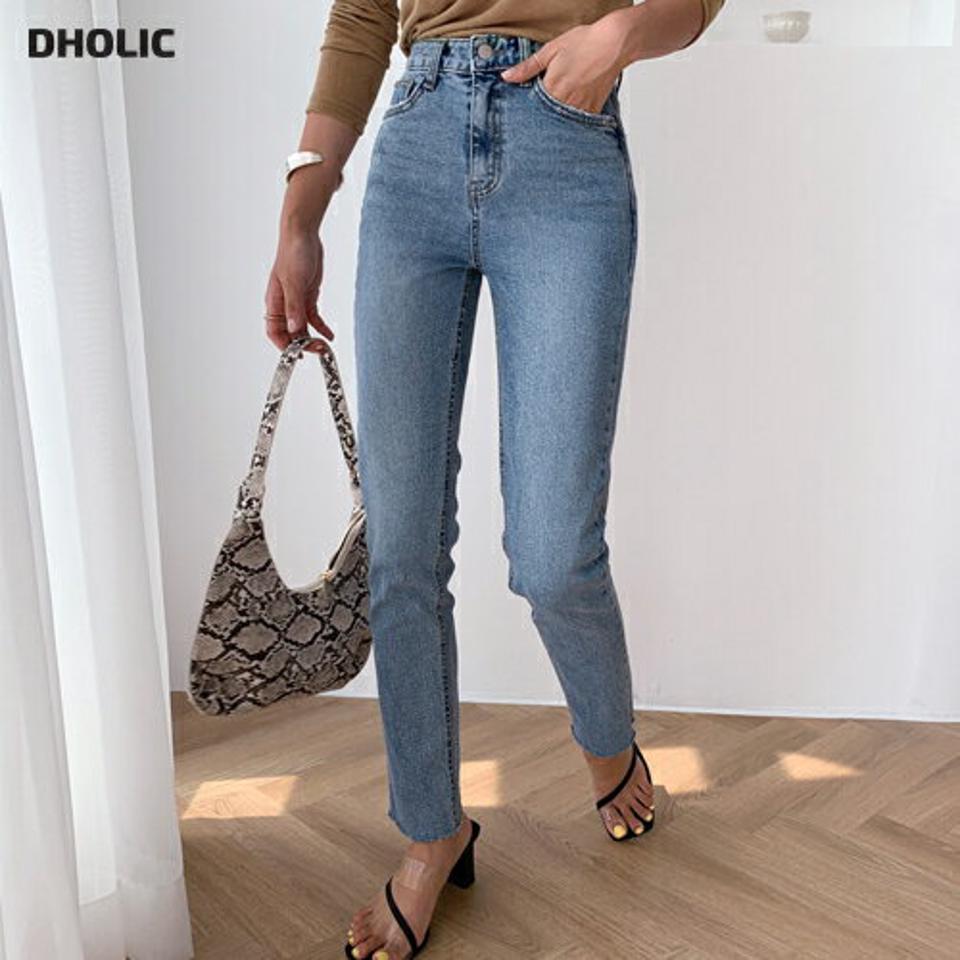 カットヘムタイトデニムパンツ・全1色・t65749 レディース 【pt】韓国ファッション ボトムス ロング ロングパンツ ストレート 美脚 スキニー デニムパンツ デニム カット スリム タイト フィット 体型カバー 細身 足長 着痩せ 夏 春