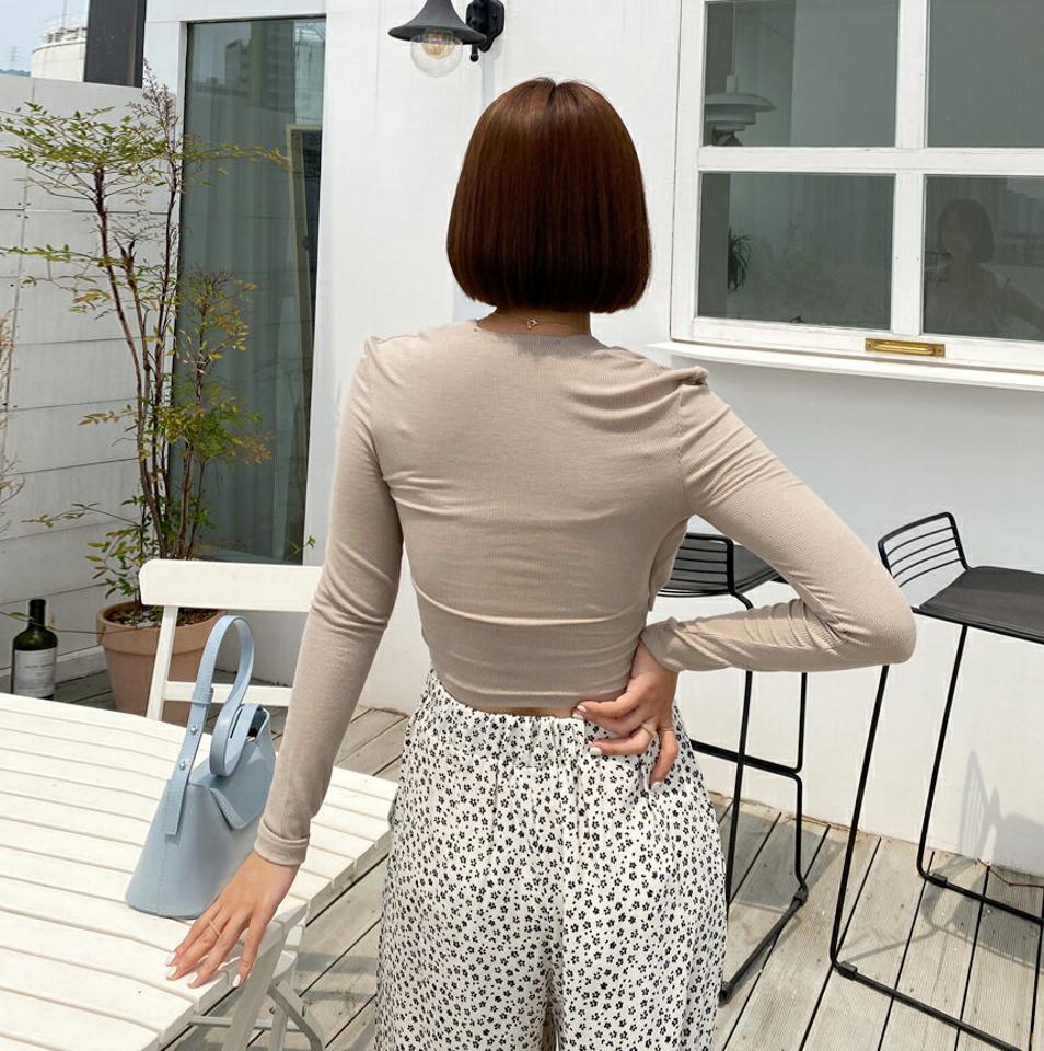 レイヤード調リブTシャツ・全4色・t65724 レディース 【tops】韓国 ファッション トップス Tシャツ 長袖 秋 リブ フィット スリム タイト スクエアネック デコルテ レイヤード風 キャミ ボレロ 体型カーバー デイリー セクシー ボリューム 夏 春