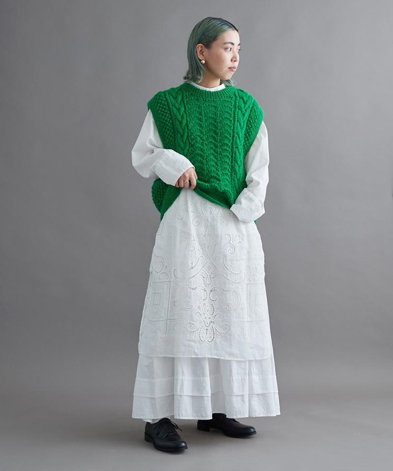 【予約販売】○ケーブル×透かし編みハンドニットベスト（cardo fabrica）