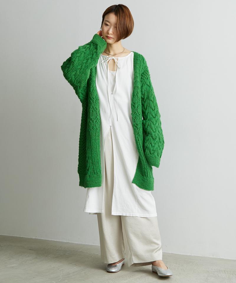 【予約販売】○ケーブル×透かし編みハンドニットＶネックカーディガン（cardo fabrica）