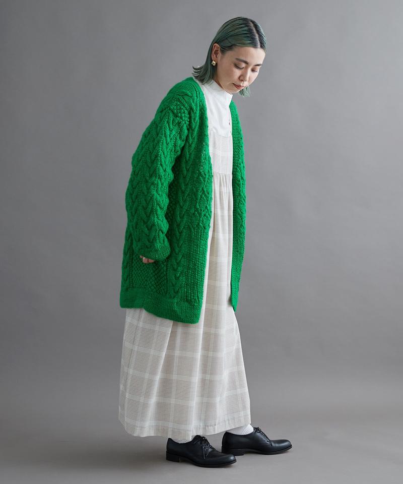 【予約販売】○ケーブル×透かし編みハンドニットＶネックカーディガン（cardo fabrica）