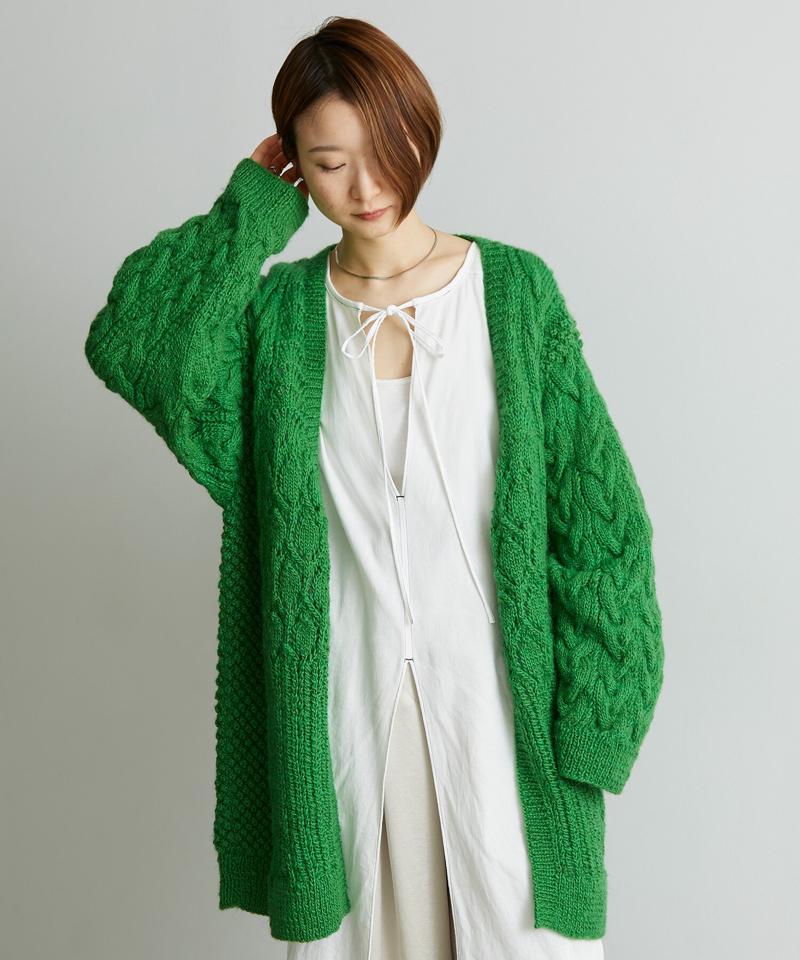 【予約販売】○ケーブル×透かし編みハンドニットＶネックカーディガン（cardo fabrica）