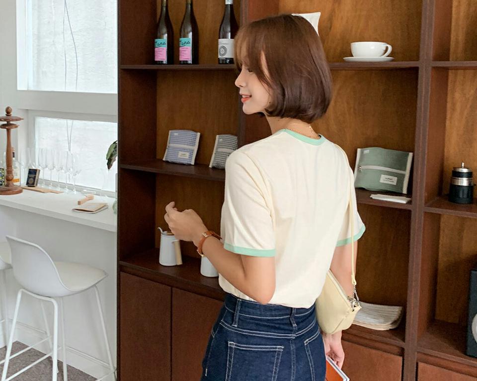 配色ロゴTシャツ・全3色・t57902 レディース 【tops】韓国 ファッション トップス Tシャツ 半袖 配色 ライン シンプル ロゴ カジュアル ラウンドネック スリム フィット 体型カーバー デイリー 夏 春