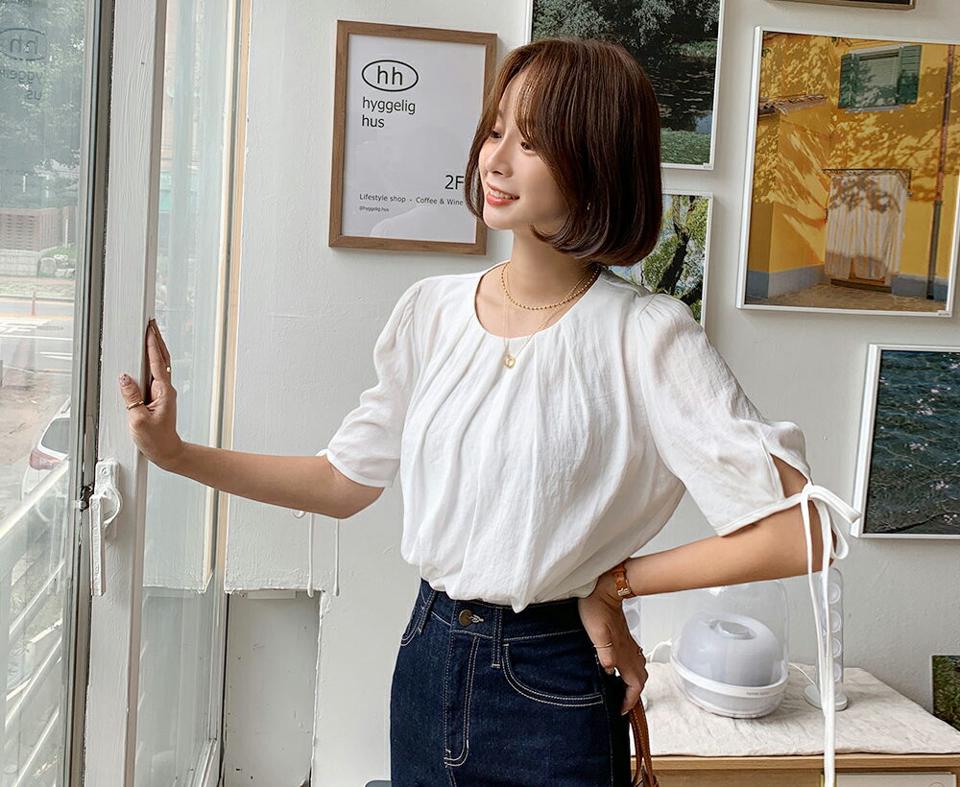 タックネックブラウス・全2色・t57905 レディース 【bl】韓国 ファッション トップス ブラウス 半袖 ルーズ ゆったり タック リボン ラウンドネック オフィスカジュアル オフィス 大人 フェミニン 上品 スリム 秋 夏 春