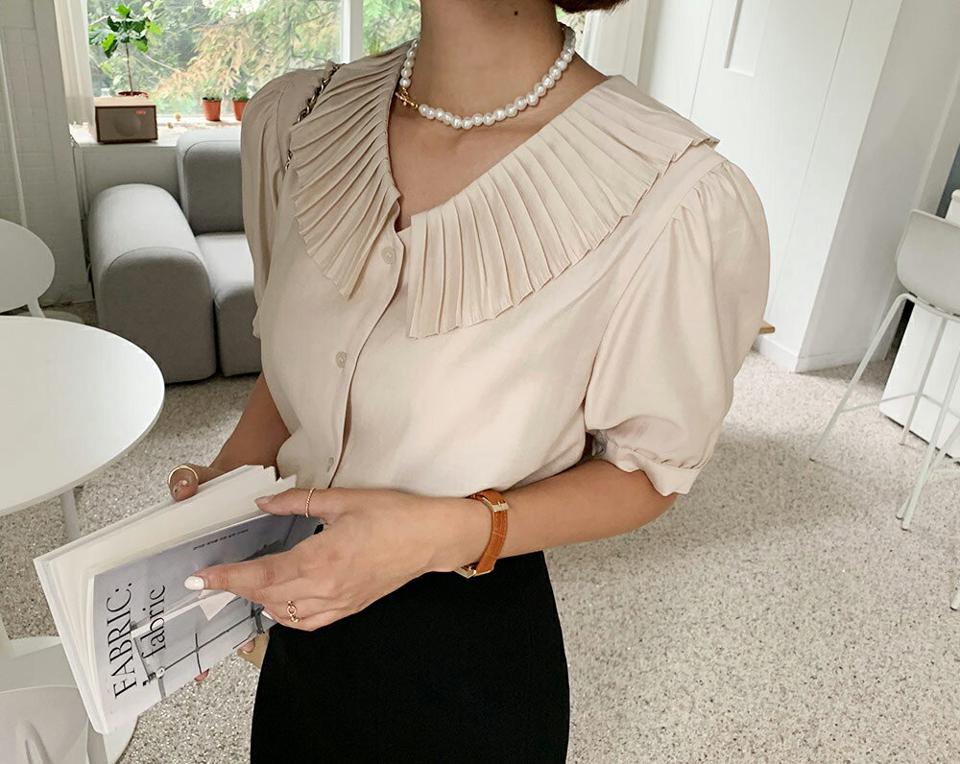 プリーツカラーブラウス・全3色・b57927 レディース 【bl】韓国 ファッション トップス ブラウス 長袖 ルーズ ゆったり ラウンドネック 大人 プリーツ ビックカラー ボタン フェミニン 上品 スリム 秋 夏 春