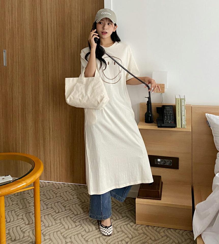 スマイルロングワンピース・全3色・t00517 レディース 【ops】韓国 ファッション ワンピース ロング ロングワンピース 半袖 スマイル プリント Hライン コットン ラウンドネック Tシャツ ルーズ 楽ちん スリム 体型カバー 春 夏 NIJU