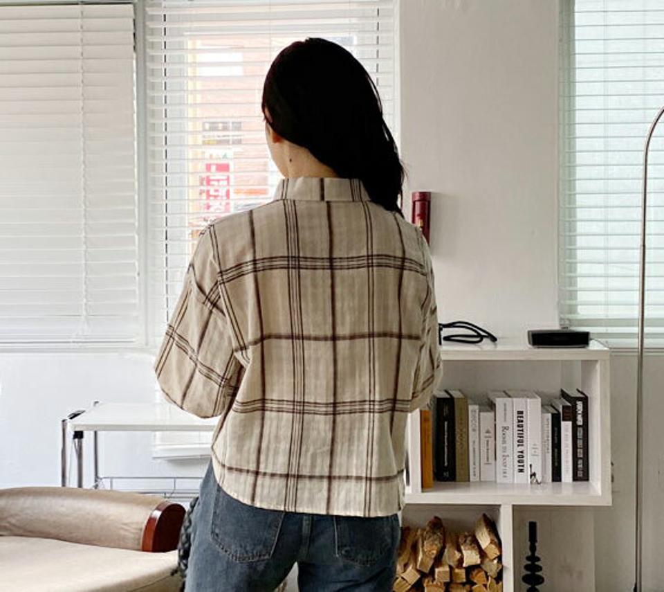 リネン混チェックシャツ・全4色・t00508 レディース 【bl】韓国 ファッション トップス シャツ 長袖 リネン チェック パターン ボタン クロップド丈 ラウンドヘム ルーズ ゆったり フェミニン 体型カバー 細身 春 夏 NIJU