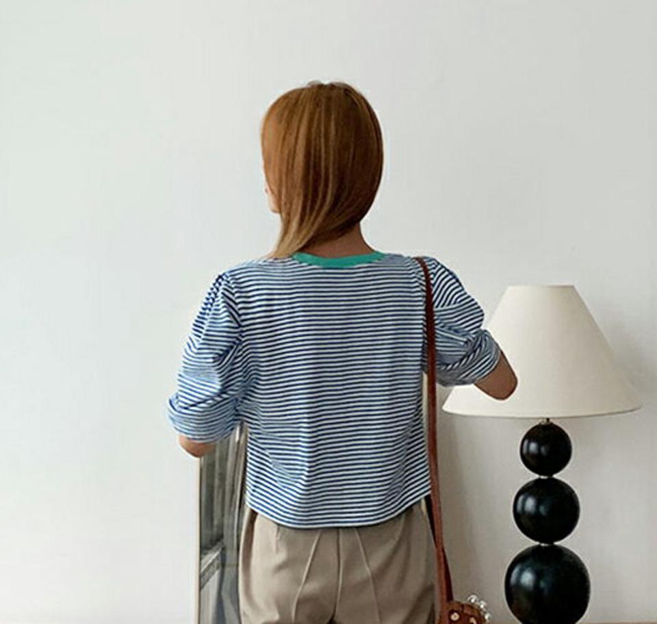 ネック配色ボーダーTシャツ・全3色・t00469 レディース 【tops】韓国 ファッション トップス Tシャツ 半袖 ラウンドネック 配色 ボーダー パターン コットン パフ ボリューム ベーシック デイリー フェミニン シンプル ガーリー 春 夏 NIJU