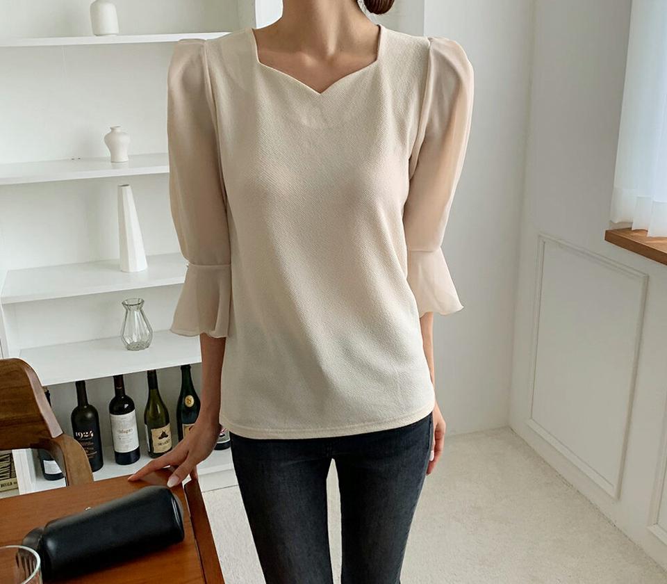 タックスリーブブラウス・全3色・t62609 レディース 【bl】韓国ファッション トップス ブラウス 長袖 ルーズ ゆったり ベーシック タック ベルスリーブ パール ハートネック 大人 フェミニン 上品 スリム 秋 夏 春