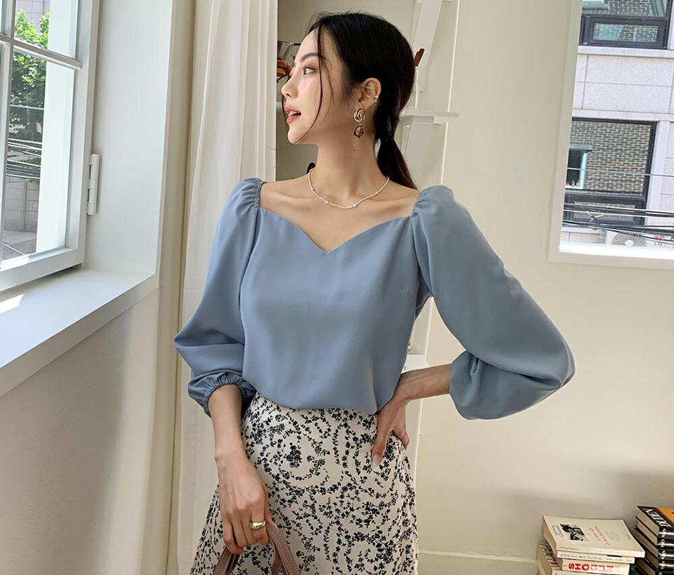 ハートネックブラウス・全3色・t57949 レディース 【bl】韓国ファッション トップス ブラウス 長袖 ルーズ ゆったり ベーシック ハートネック ギャザー ゴム フェミニン カジュアル スリム 秋 夏 春