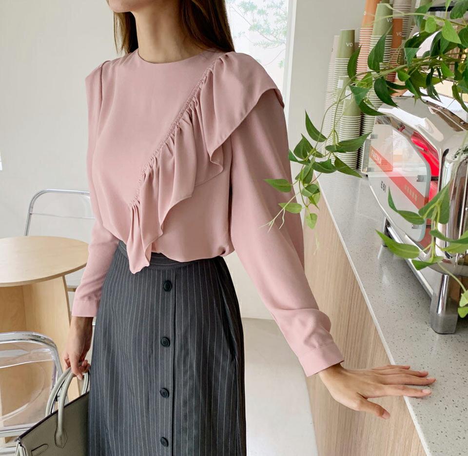 アシメフリルブラウス・全4色・b69810 レディース 【bl】トップス ブラウス 長袖 フリル アシメ 単色 無地 シンプル かわいい 春 秋 韓国ファッション ハイホリHIHOLLI