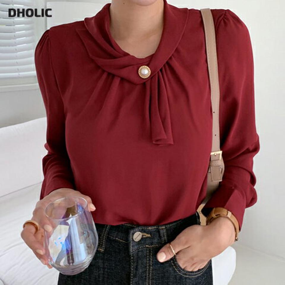 フェイクパール ブラウス・全3色・b65799 レディース 【bl】韓国ファッション トップス ブラウス 長袖 ルーズ モダン シフォン ハーフネック カラーアイテム パール ゴールド ボタン 上品 フェミニン 大人 オフィスカジュアル 秋 春 ワンホン