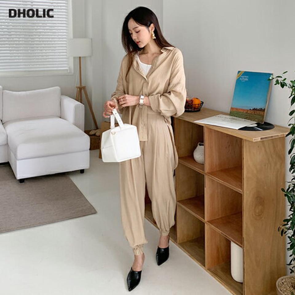 即日配送【只今30%OFF】リンクルバックスリットシャツ&ジョガーパンツSET・全2色・t65822 レディース 【pt】韓国ファッション ボトムス ロング ロングパンツ ベーシック 美脚 セット セットアップ シャツ ジョガーパンツ SET スリム 無地 体型カバー 細身 秋 春 セール