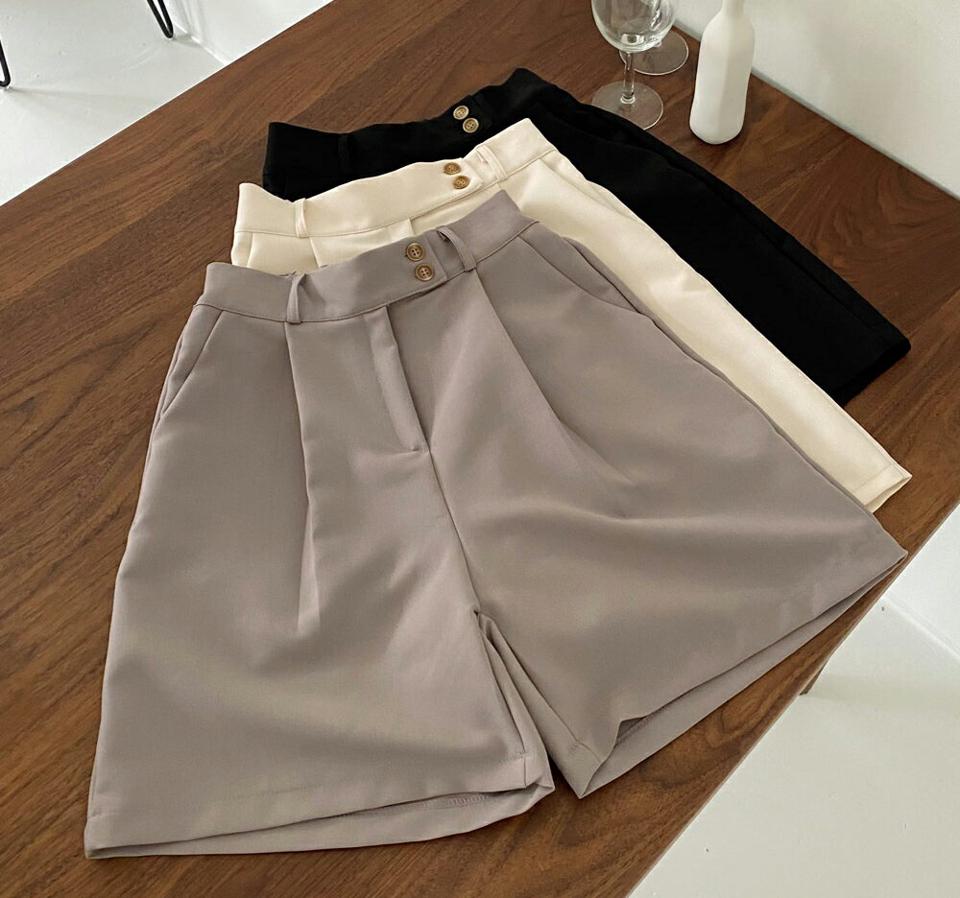 ツーボタンハーフパンツ・全3色・t65817 レディース 【pt】韓国 ファッション ボトムス ショート ショートパンツ ベーシック 美脚 ハーフパンツ ワイド ワンタック スリム ストレート 体型カーバー 細身 足長 着痩せ 秋 春
