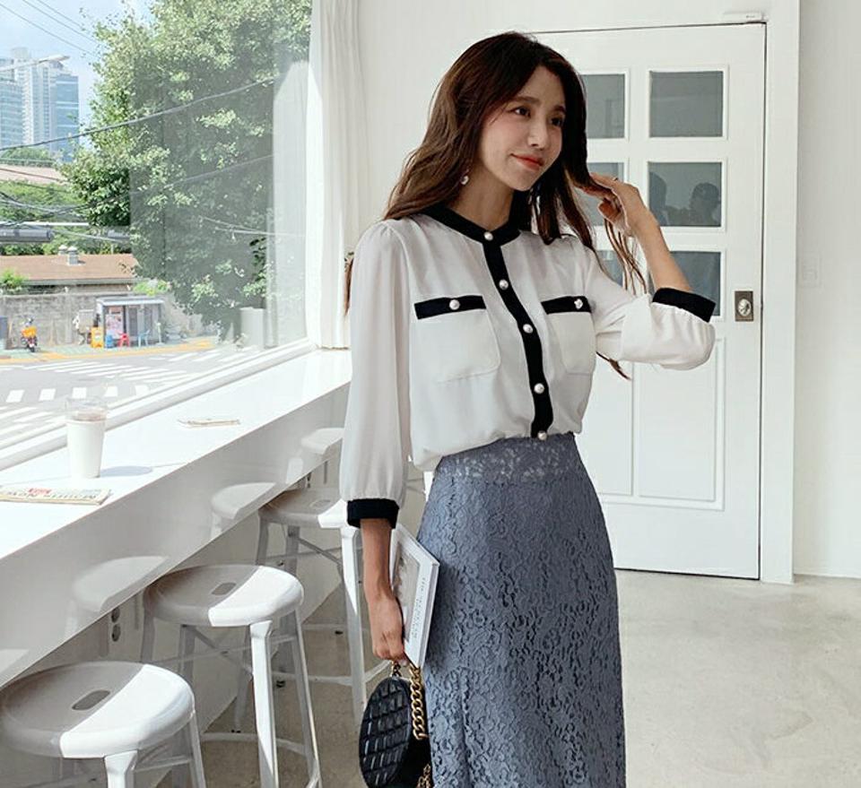 パール調ボタン配色ブラウス・全4色・t64602 レディース 【bl】韓国ファッション トップス ブラウス 長袖 ルーズ ゆったり 配色 ライン ボタン パフスリーブ パール調 フェミニン カジュアル オフィスカジュアル 秋 春