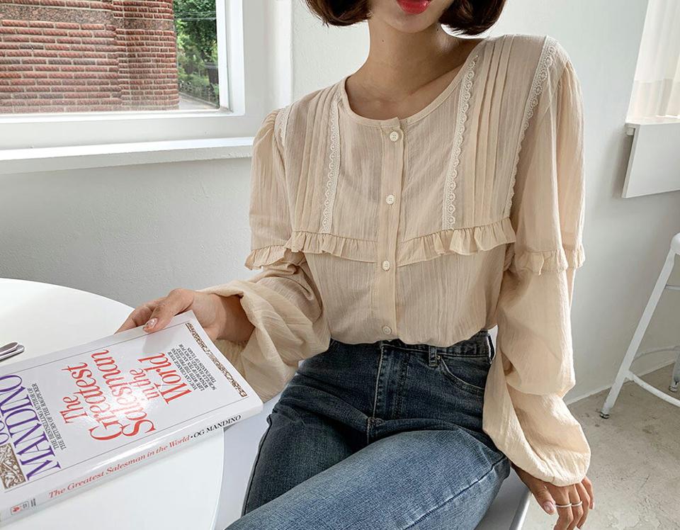 レースピンタックフリルブラウス・全3色・t64601 レディース 【bl】韓国ファッション トップス ブラウス 長袖 ルーズ ゆったり ラウンドネック スカラップ レース パフスリーブ ピンタック フェミニン カジュアル 秋 春