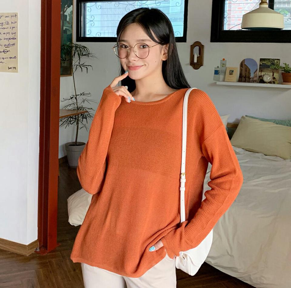 ラウンドネックサイドスリットニット・全6色・b00582 レディース 【tops】韓国ファッション トップス ニット 長袖 ベーシック サイドスリット ボリューム カラーニット ラウンドネック スリム 細身 体型カーバー ガーリー デイリー 春 NIJU 年上